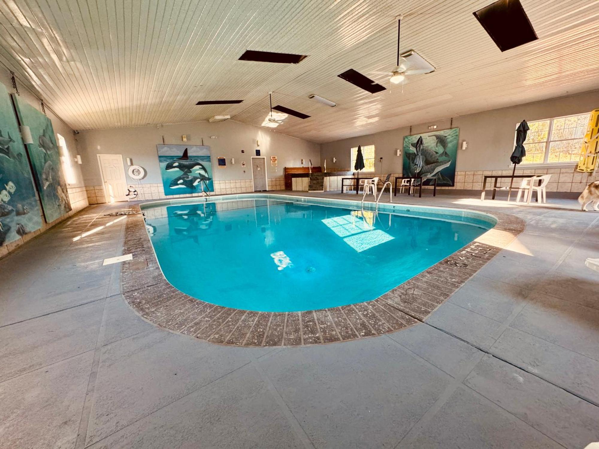 Ozark Inn And Suites Osage Beach Buitenkant foto