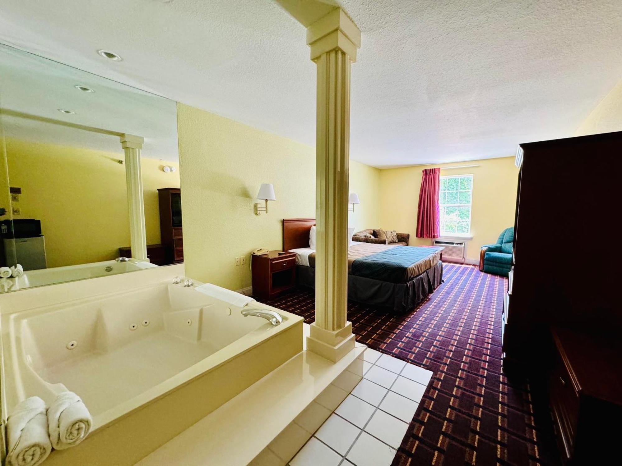 Ozark Inn And Suites Osage Beach Buitenkant foto